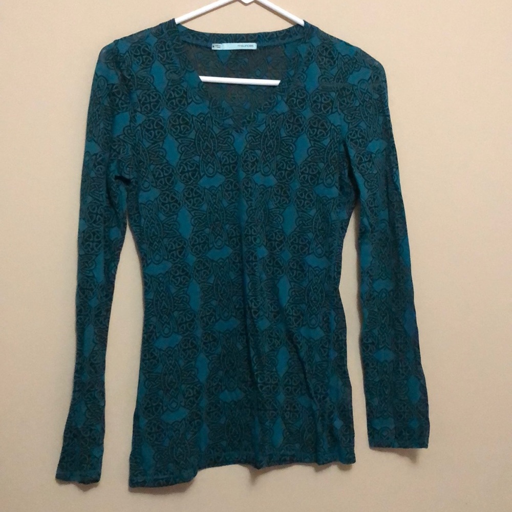 Celtic knot teal/black long sleeve shirt